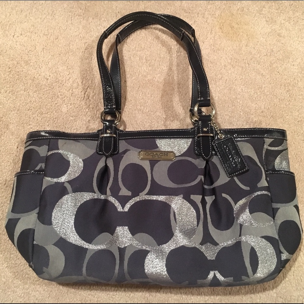 Navy Blue Coach Purse (AUTHENTIC)